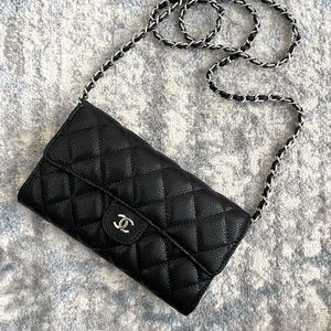 C H A N E L Wallet with Chain 🖤